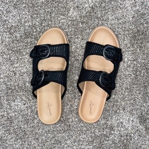 target black sandals